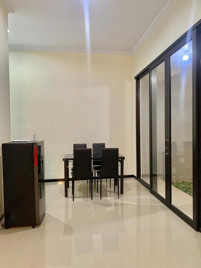 Guest House / Homestay Bukit Mutiara Residence Ngingas Exterior photo
