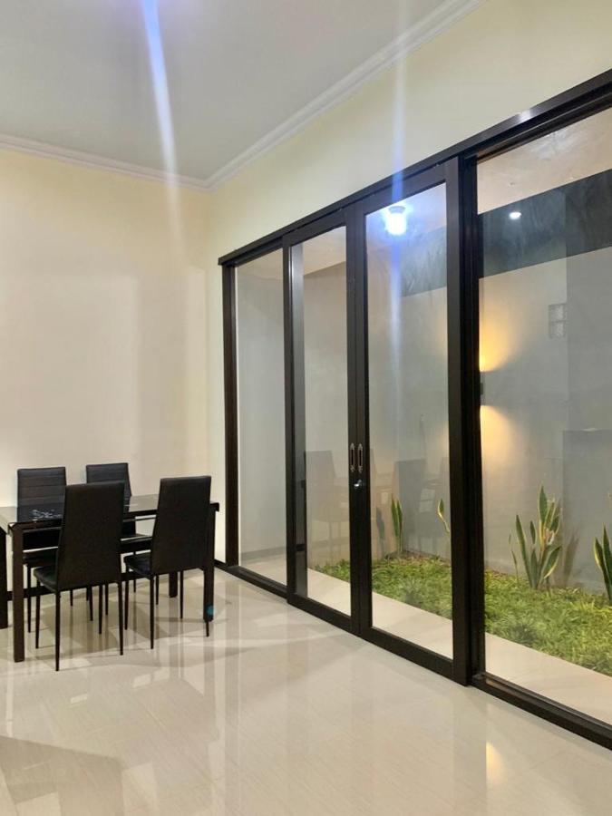 Guest House / Homestay Bukit Mutiara Residence Ngingas Exterior photo